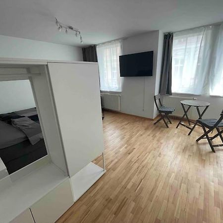 Apartment Next To Mariahilferstrasse Wien Exteriör bild