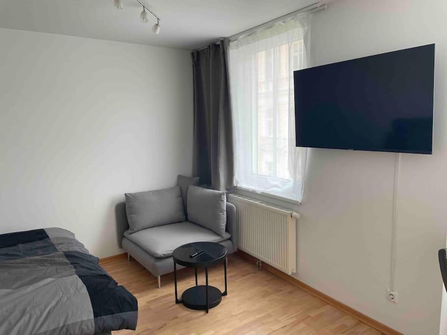 Apartment Next To Mariahilferstrasse Wien Exteriör bild